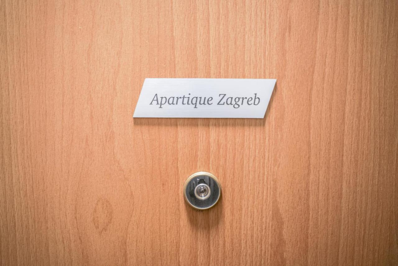 Apartique Zagreb Self Check In! Eksteriør billede